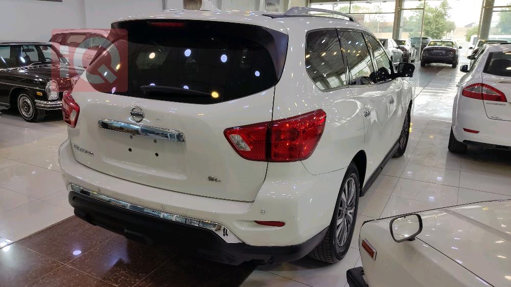 Nissan Pathfinder